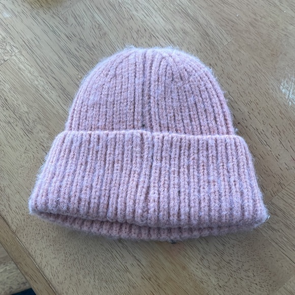 Smiley face winter hat - Picture 2 of 2